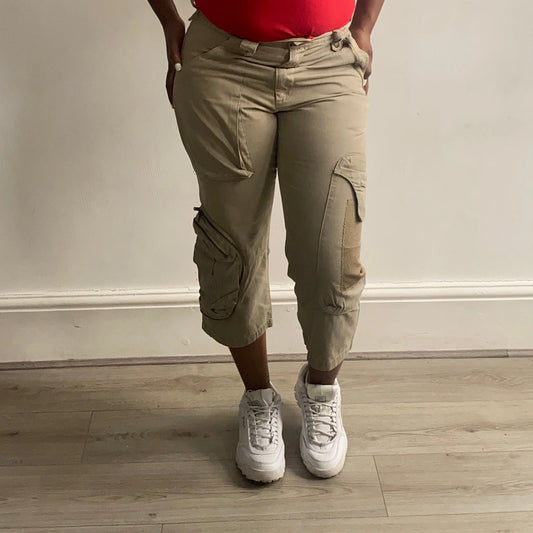 Vintage beige Sasch Cargo Shorts - womens 31" waist