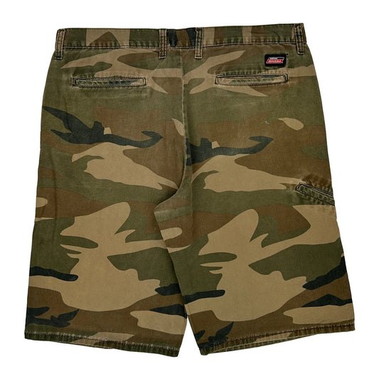 Dickies Camo Cargo Shorts - 34W 10L Khaki Cotton
