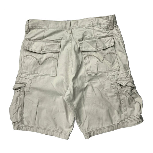 Levis Cargo Shorts - 34W 11L Beige Cotton