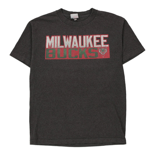 Vintage grey Milwaukee Bucks Majestic T-Shirt - mens medium